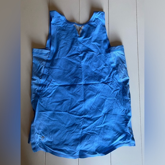 Ivivva tank top - Picture 3 of 7